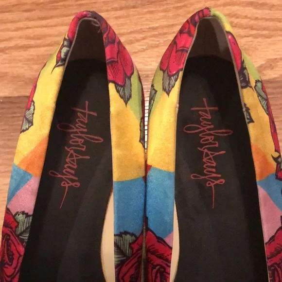 TaylorSays Tayquila Flats (Multi-Colored) SZ 8.5M - Picture 4 of 8